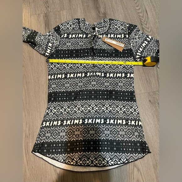 NEW SKIMS Logo Plush Pointelle Henley and Leggings Set medium - Picture 6 of 9